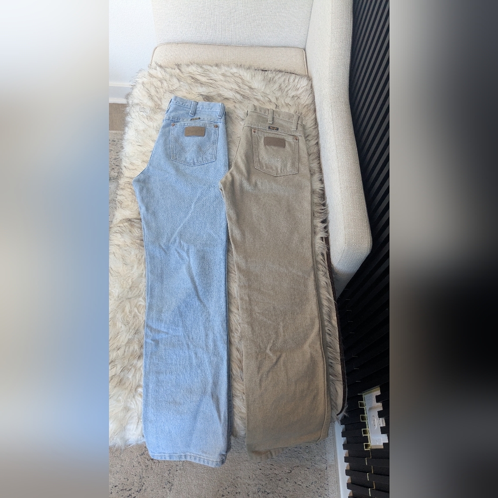 2 pairs of Men's Wrangler Cowboy Cut Slim Fit Jeans, size 30x32
